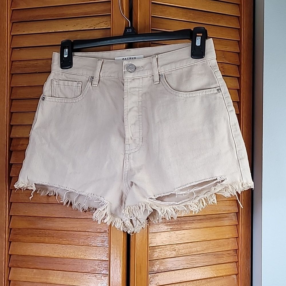 3/$20🎉 PacSun High Rise Frayed Denim Shorts Light Wash Vintage Cutoff Size 25